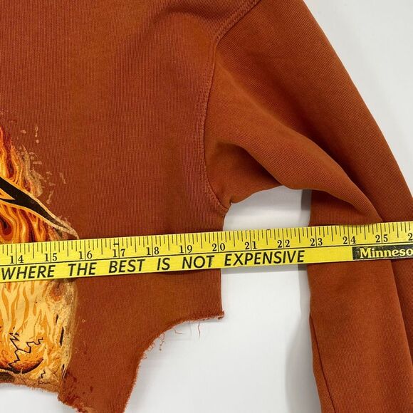 ZARA Women’s Cropped Metallica Sweatshirt Med Graphic Grunge Y2K Distressed NWT - Picture 11 of 15